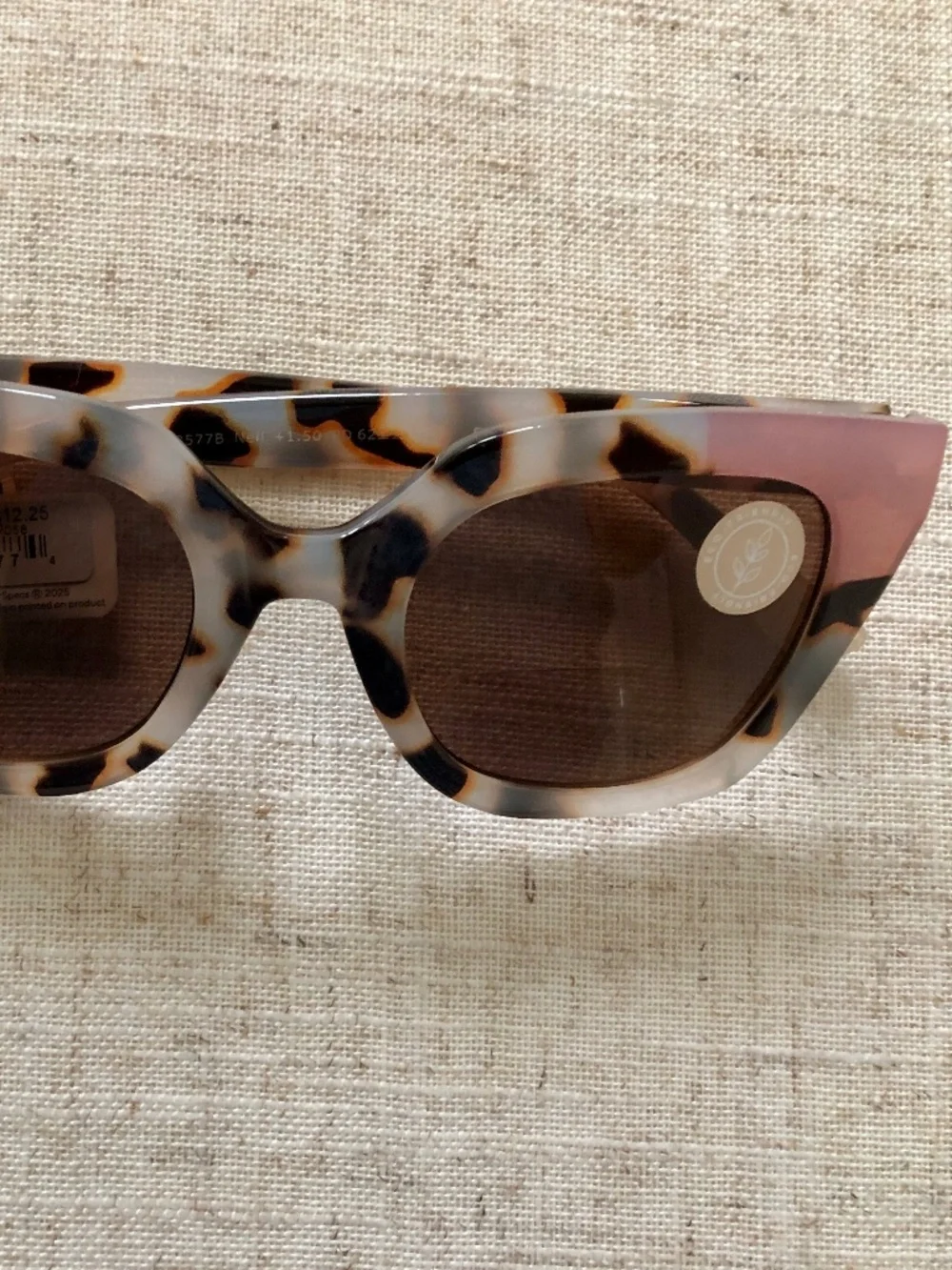 New Peepers Chai Rose Cat Eye Sunglass BIFOCAL Readers +1.50